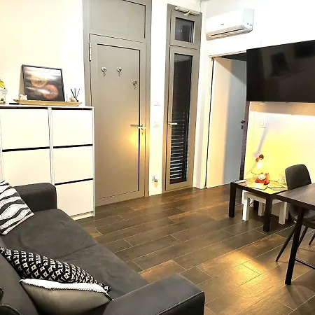 Axi House * 볼로냐
