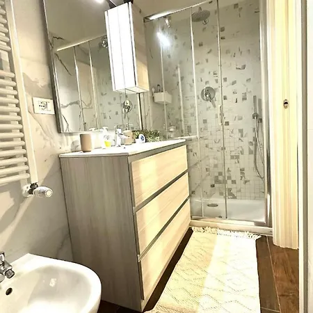 Apartament Axi House